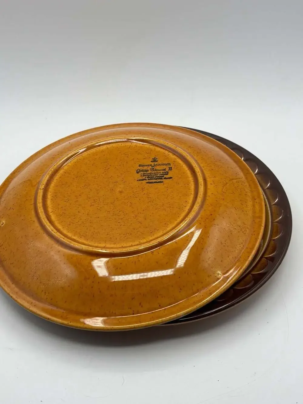 Pair Homer Laughlin Golden Harvest II Dinner Plates 10.25 Inch
